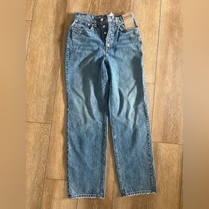 The Perfect Vintage Straight Jean